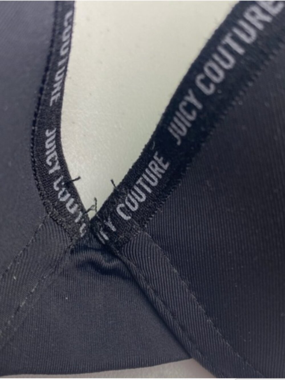 Juicy Couture BLK Push-up, 36C *P1001 - Picture 2 of 6